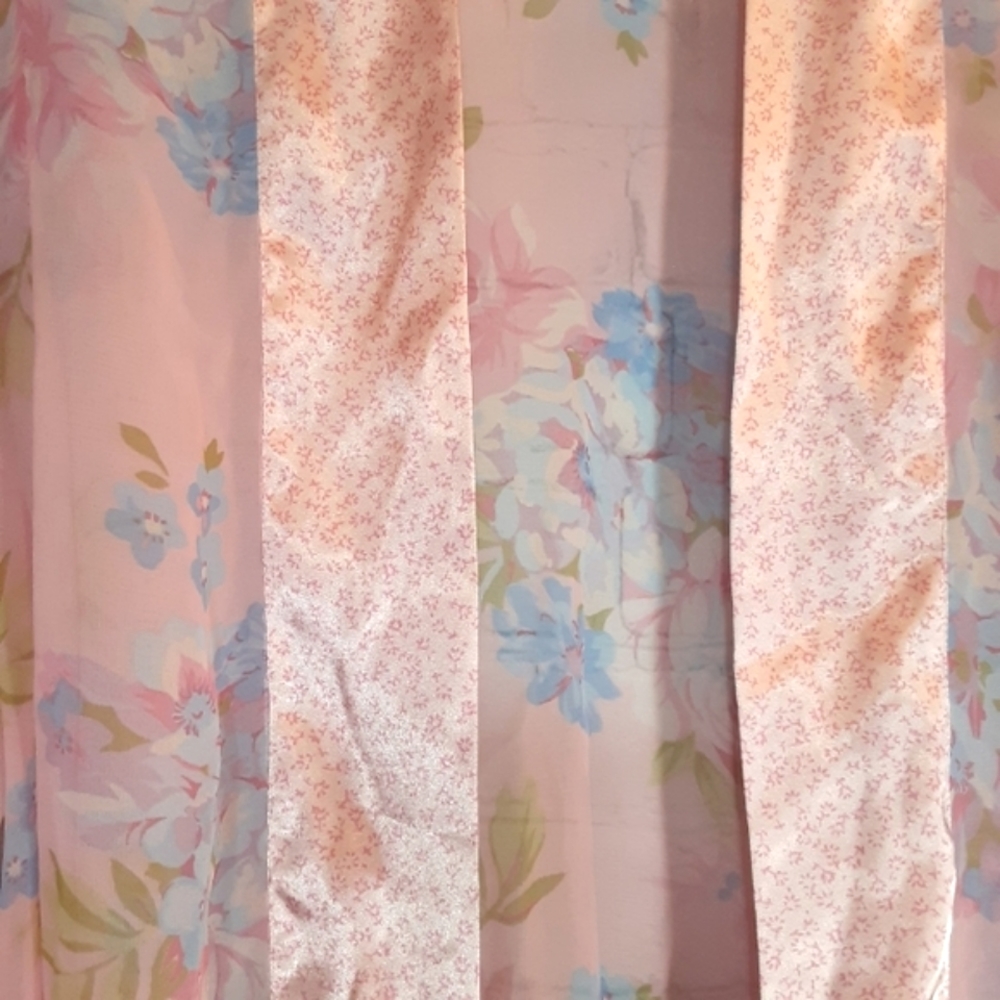 Jaclyn Smith Sleepwear pink floral sheer robe kimono, medium - Picture 3 of 4